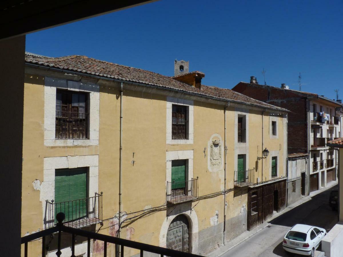LA MORERIA, alojamiento turístico Cuéllar Exterior foto